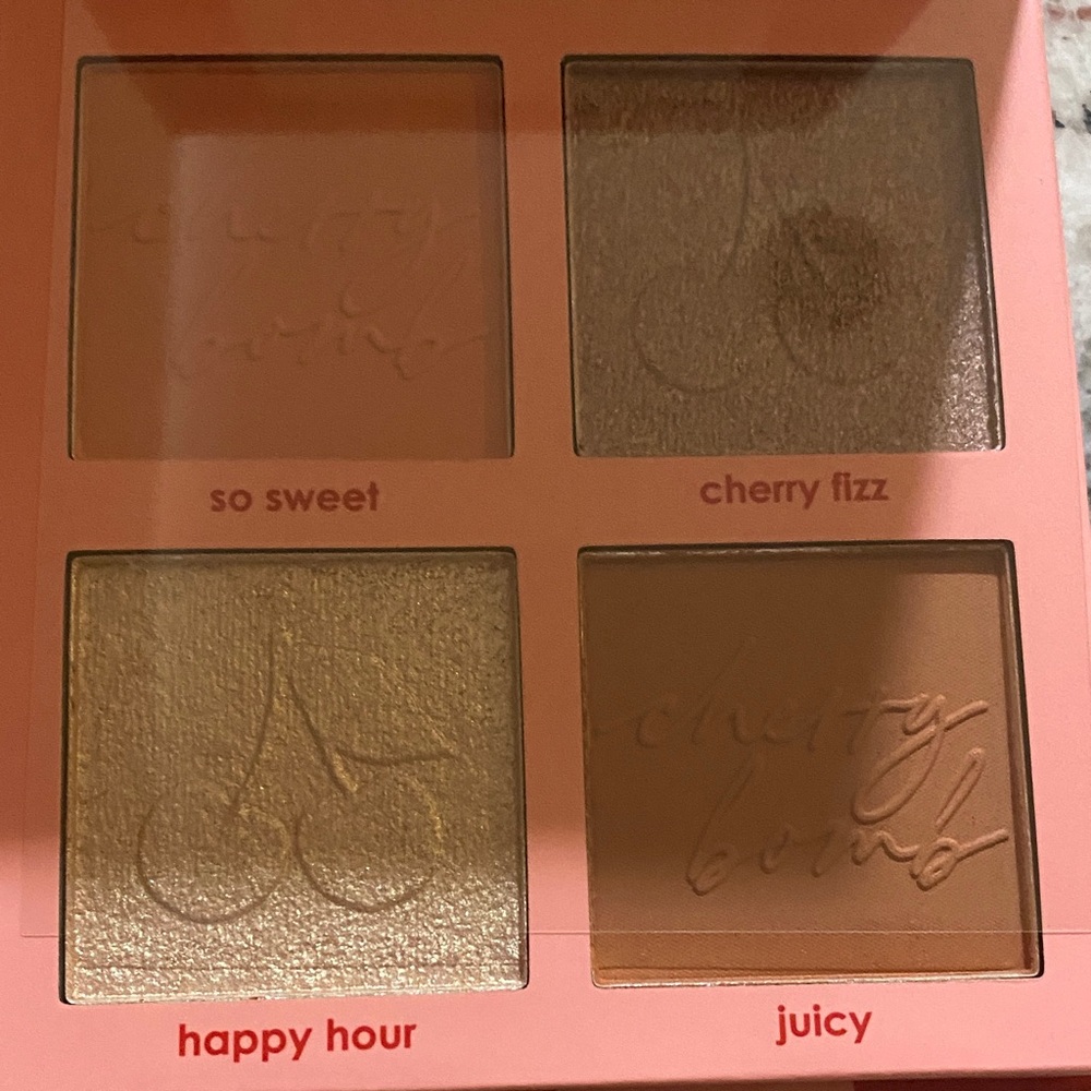 Ciate Cherry Bomb Blush Palette - Bold Pink and Red - Picture 3 of 3